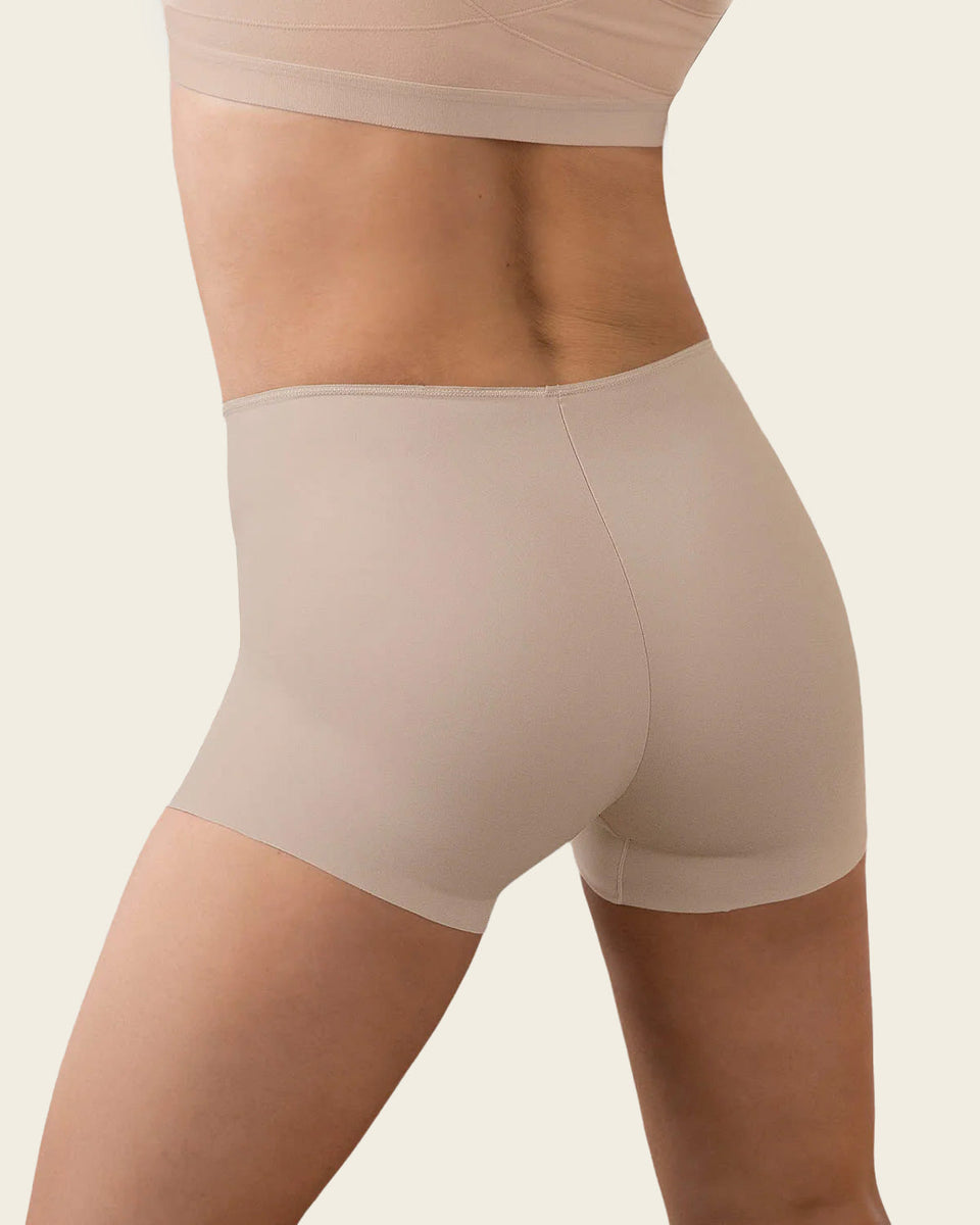 Braga tipo bóxer efecto invisible en piernas