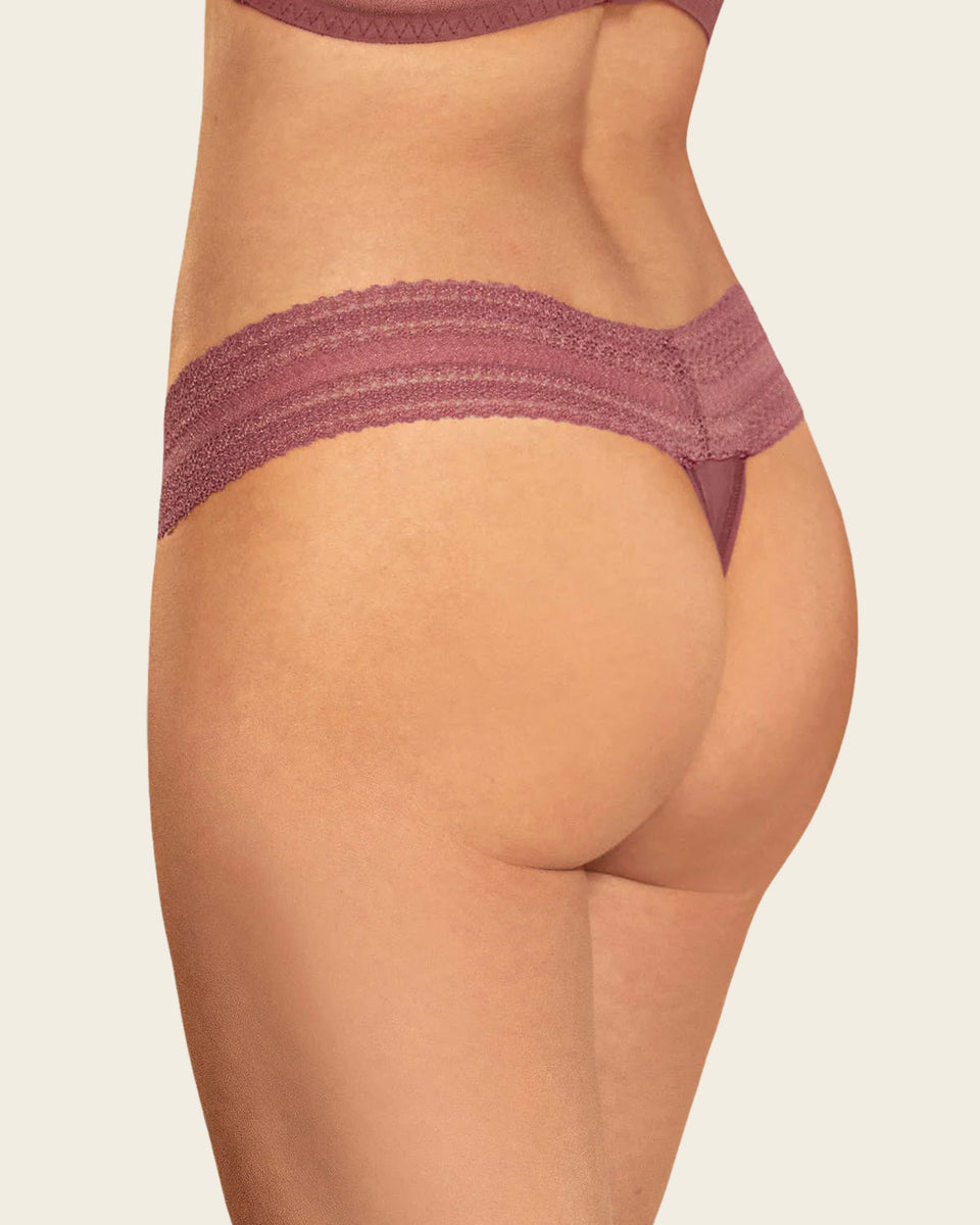 Tanga con laterales en encaje