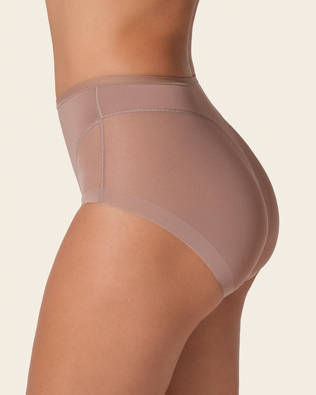 Culotte classique invisible avec tulle