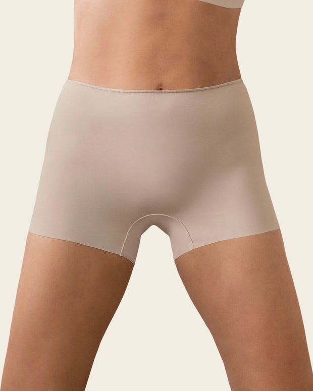 Braga tipo bóxer efecto invisible en piernas#color_802-habano-claro