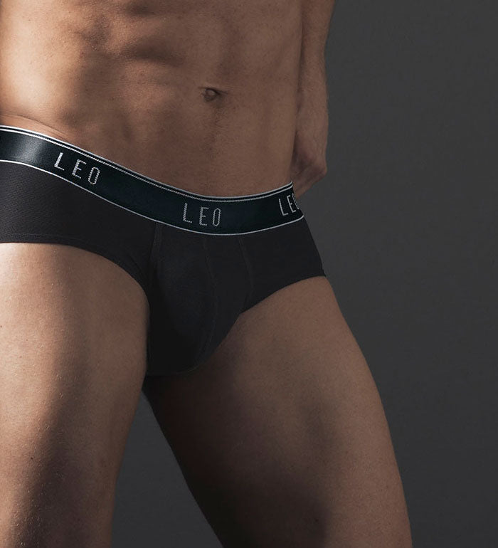 Roupa interior masculina da Leo