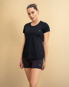 Camiseta deportiva de secado rápido y silueta semiajustada